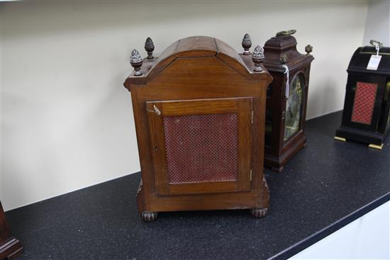 An Edwardian mahogany chiming mantel clock, 19in.
